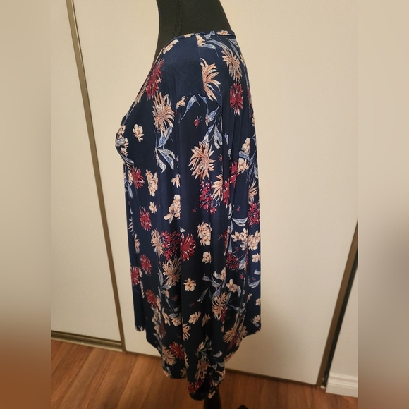 Floral XXL Womens Shirt - Picture 4 of 4